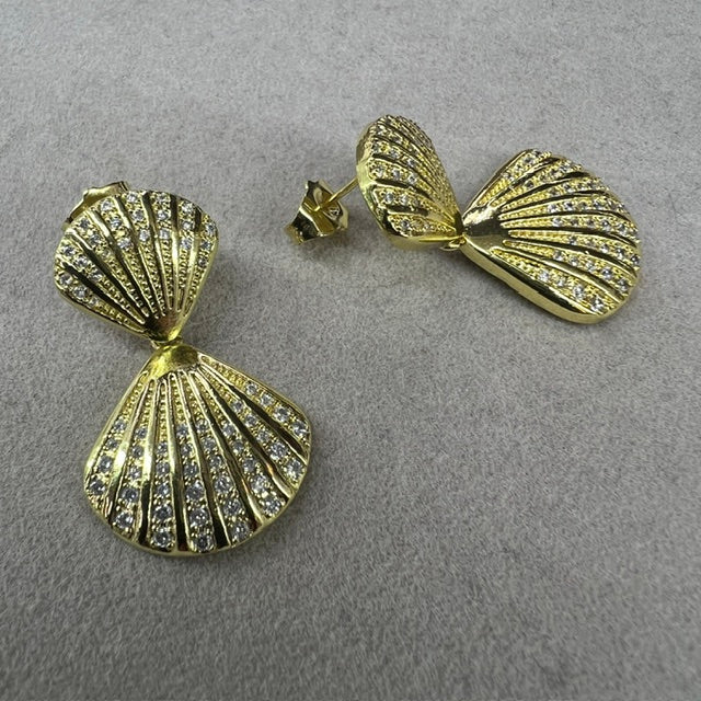 ZARCILLOS DE CONCHA DE MAR