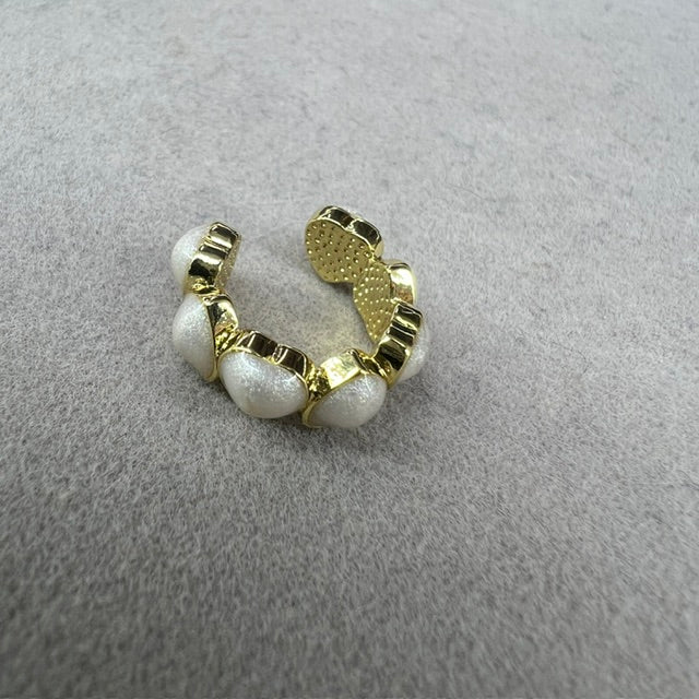 EAR CUFF