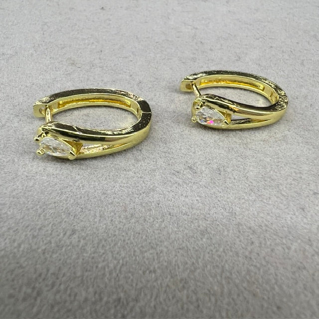 ARGOLLAS PEQUEÑAS CON PUNTO DE LUZ