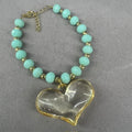 PULSERA DE CRISTAL CON CORAZON ACRILICO